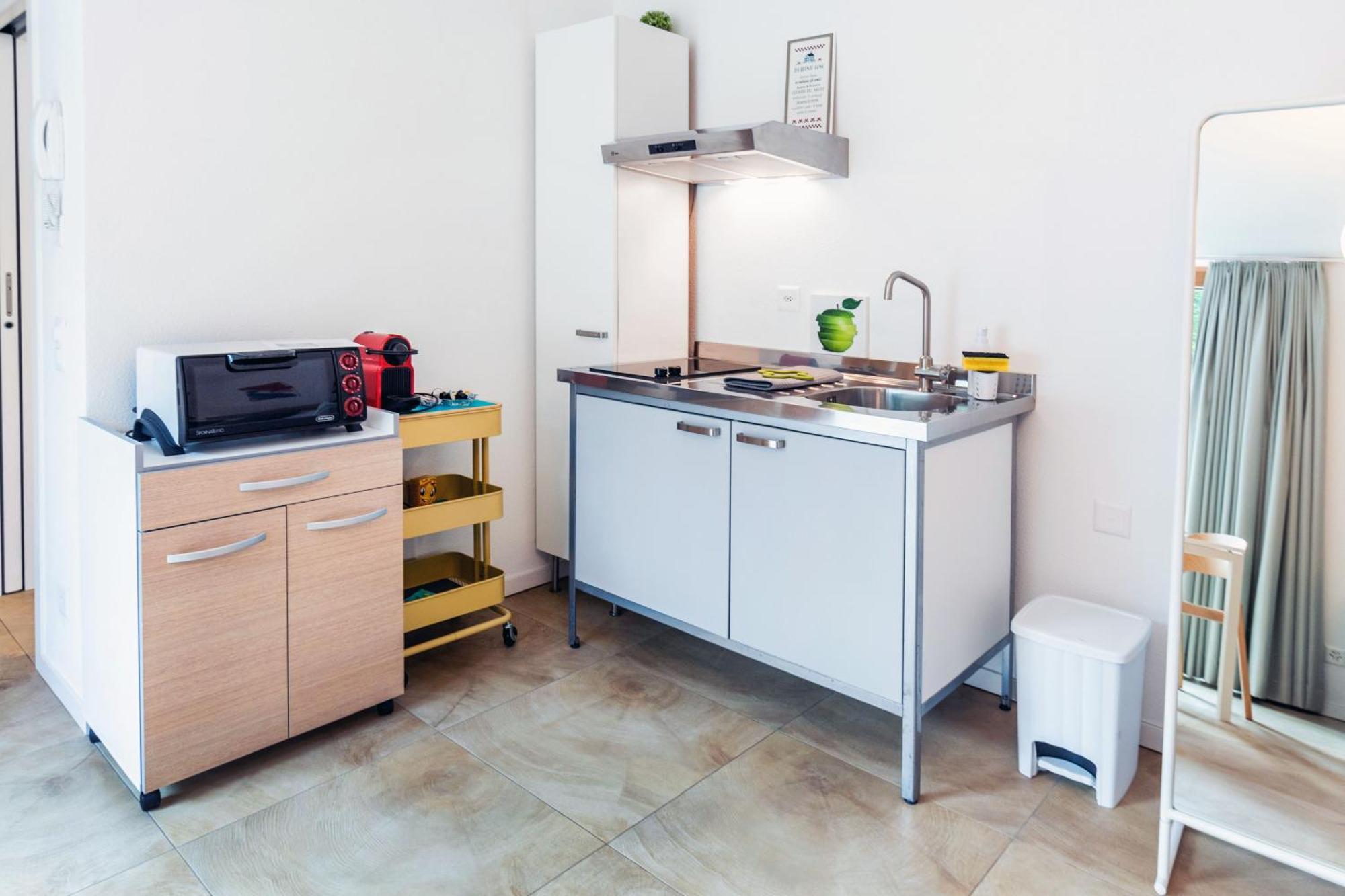 Easy Flat Vezia, Indipendent Entrance, Free Parking Appartamento *