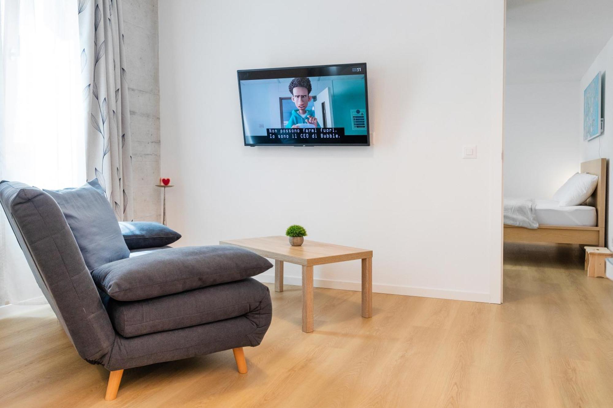 Appartamento Easy Flat Vezia, Indipendent Entrance, Free Parking Lugano